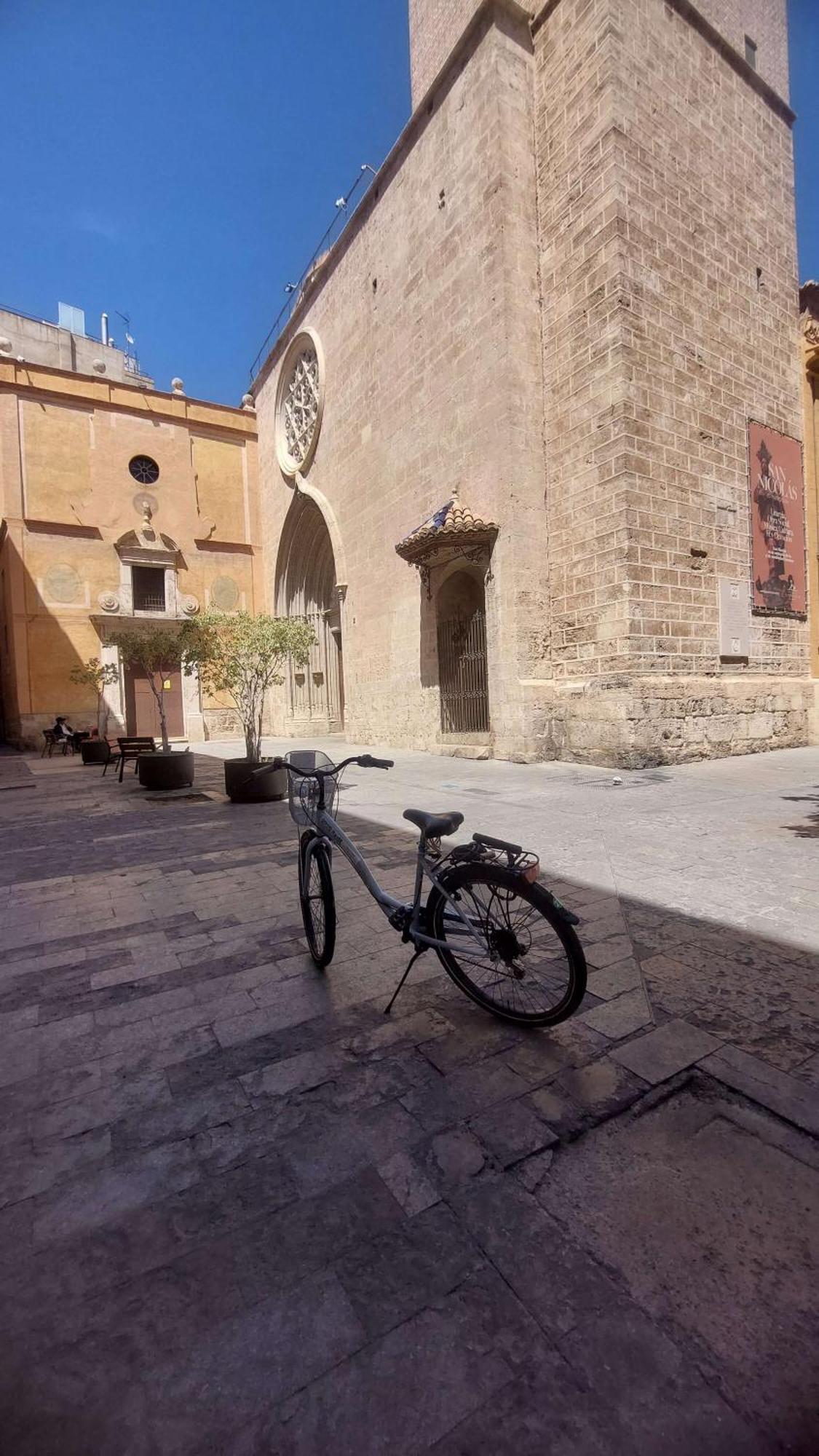 Hogar Vera Apartments&Bikes Valencia Exterior photo